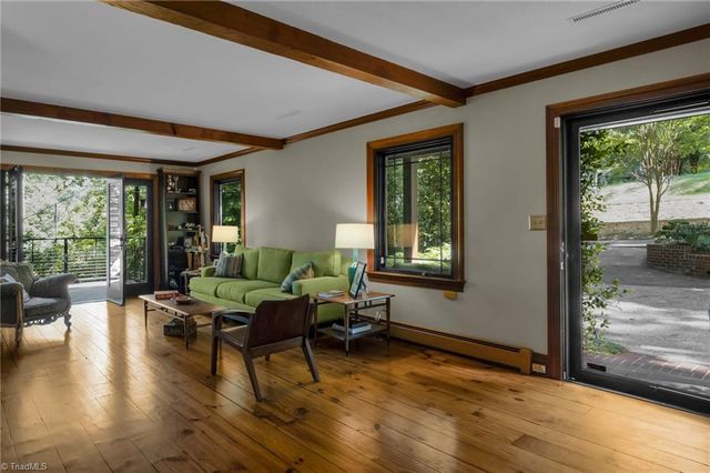 1715 Buena Vista Road, Winston-salem, NC 27104