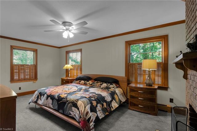 1715 Buena Vista Road, Winston-salem, NC 27104