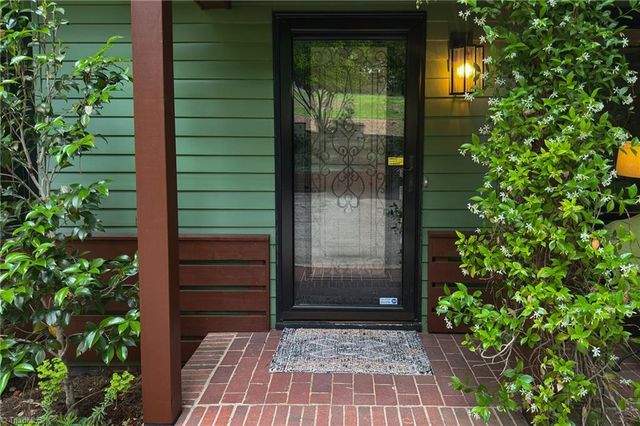 1715 Buena Vista Road, Winston-salem, NC 27104