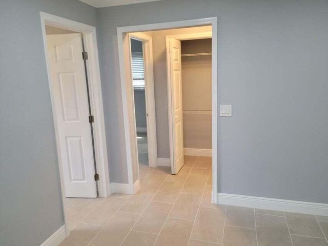 4010 N SHORE Drive, West Palm Beach, FL 33407