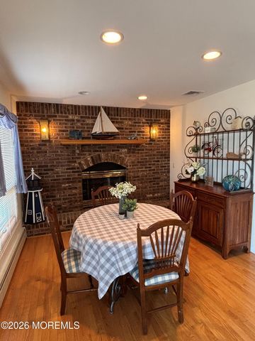 412 Bayview Avenue, Bayville, NJ 08721