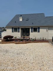 412 Bayview Avenue, Bayville, NJ 08721