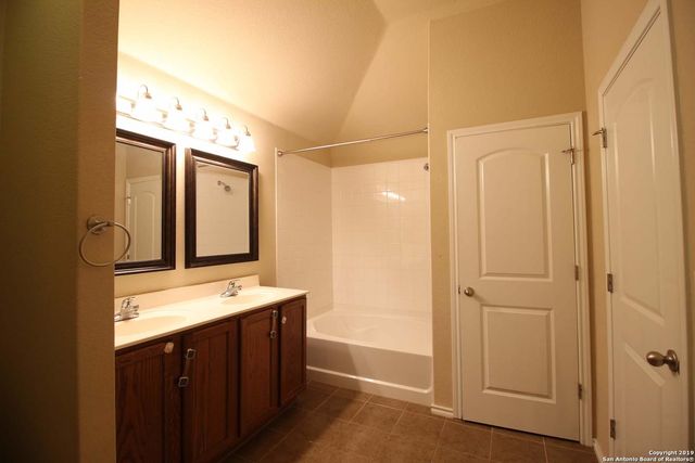 9319 DURHAM TRCE, San Antonio, TX 78254
