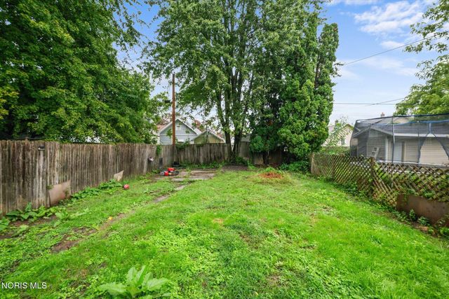 1744 Duncan Road, Toledo, OH 43613