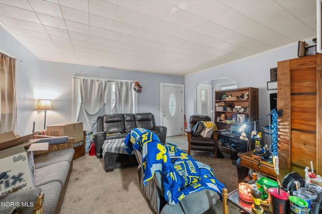 1744 Duncan Road, Toledo, OH 43613