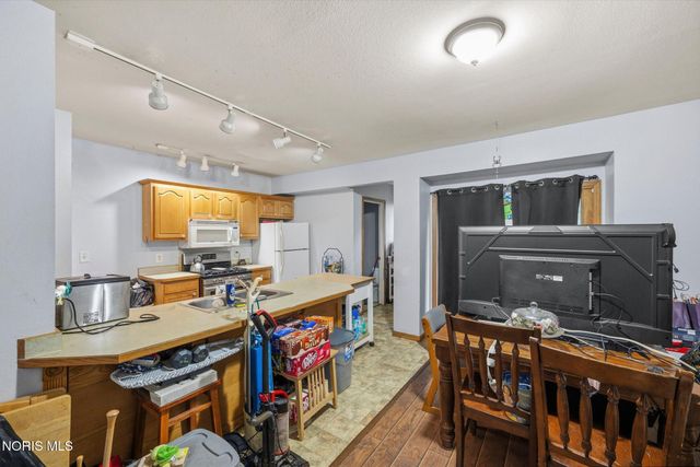 1744 Duncan Road, Toledo, OH 43613