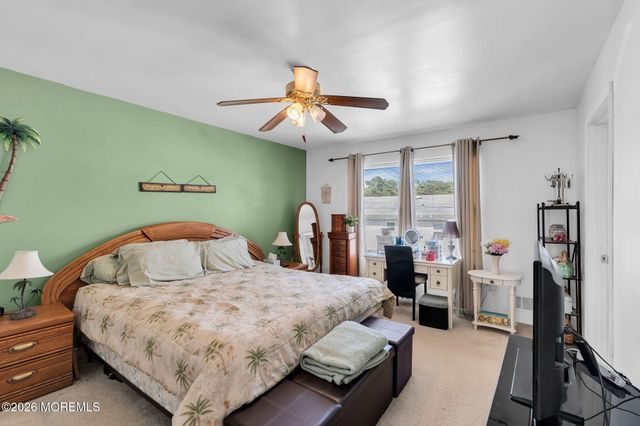 17 Jacob Drive, Howell, NJ 07731