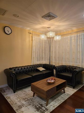 348 Kinderkamack Road, Emerson, NJ 07630