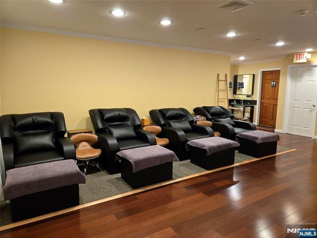 348 Kinderkamack Road, Emerson, NJ 07630