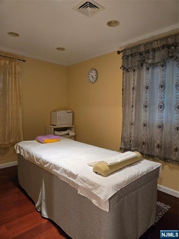 348 Kinderkamack Road, Emerson, NJ 07630