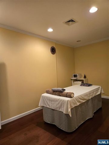 348 Kinderkamack Road, Emerson, NJ 07630