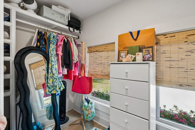 29 Campbell Drive, Charleston, SC 29407