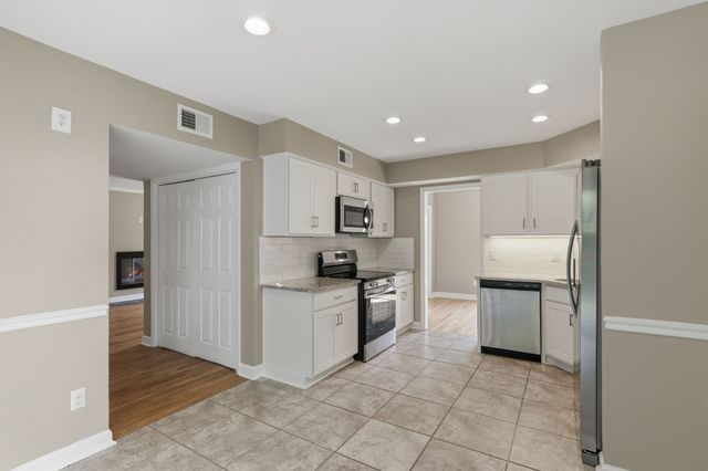 548 Heritage Ln, Madison, TN 37115