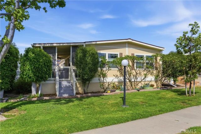 5200 Irvine 109, Irvine, CA 92620