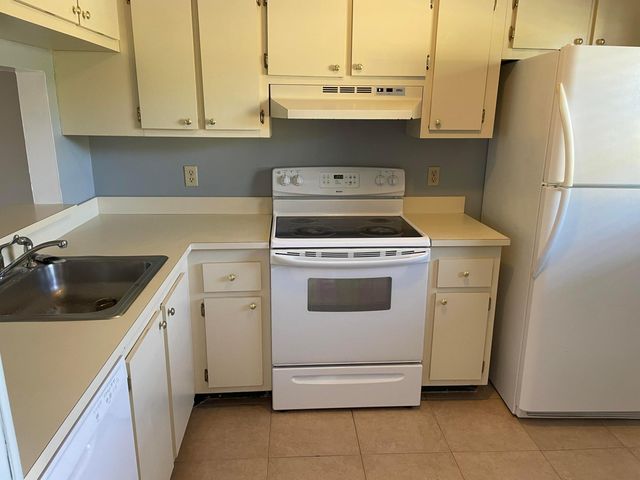 6832 Palmetto Circle S 203, Boca Raton, FL 33433