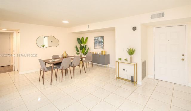 1201 S Ocean Drive 904S, Hollywood, FL 33019