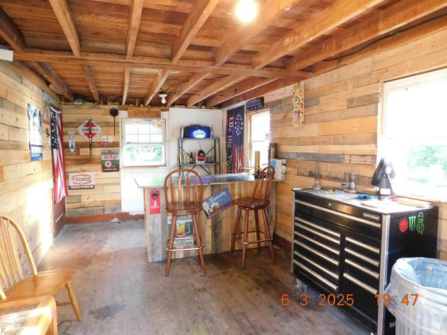 1421 E Water Street, Borden, IN 47106