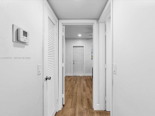 230 SW 11th Ave 8, Hallandale Beach, FL 33009