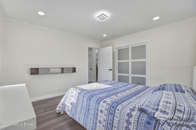 1622 Linda Way, Louisville, KY 40216