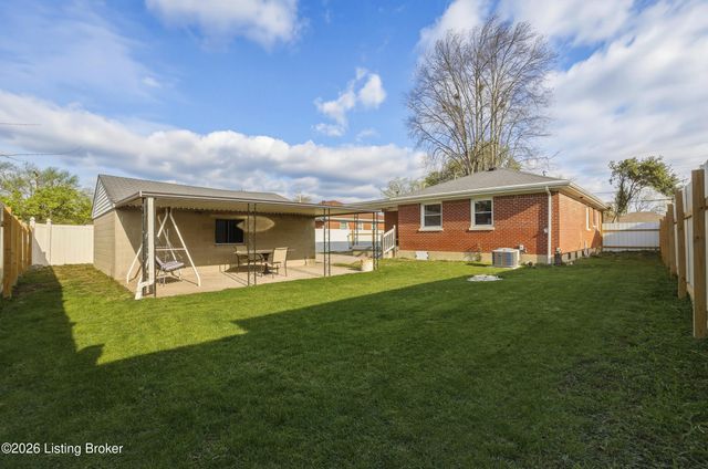 1622 Linda Way, Louisville, KY 40216