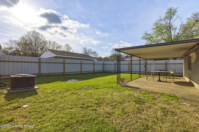 1622 Linda Way, Louisville, KY 40216