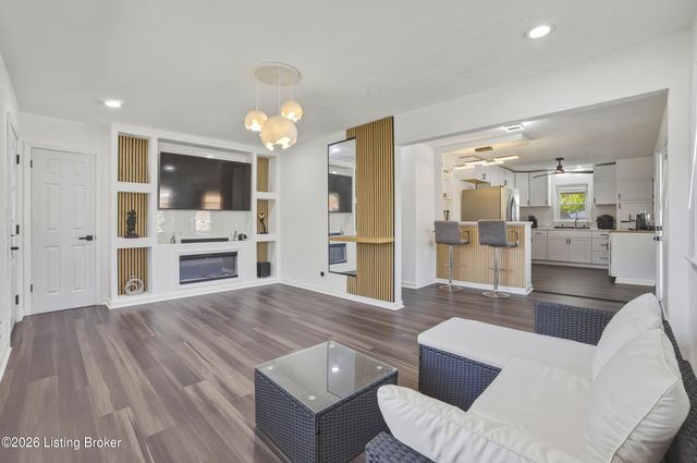 1622 Linda Way, Louisville, KY 40216