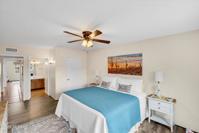 1241 W Calle Ramiro, Green Valley, AZ 85622