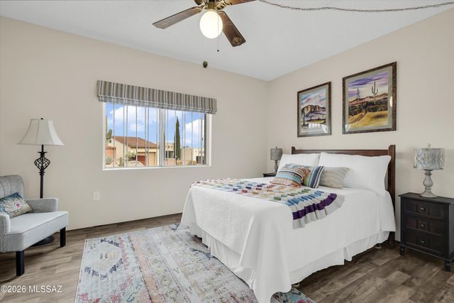 1241 W Calle Ramiro, Green Valley, AZ 85622