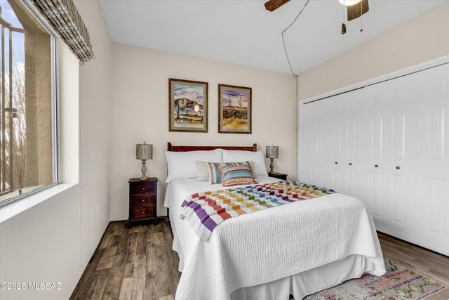 1241 W Calle Ramiro, Green Valley, AZ 85622