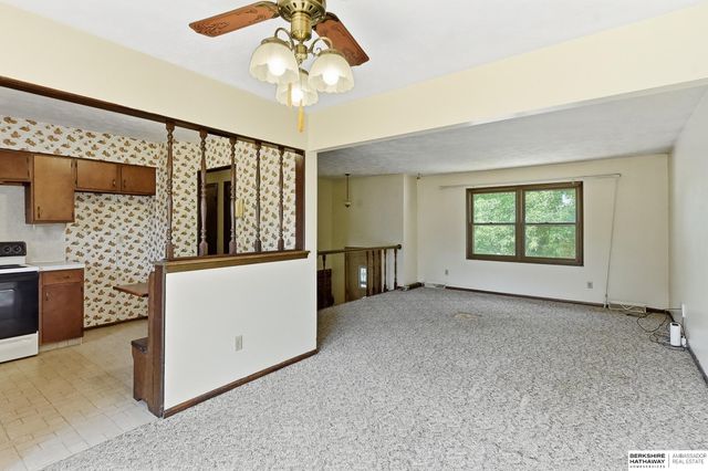 4905 Terrace Drive, Omaha, NE 68134