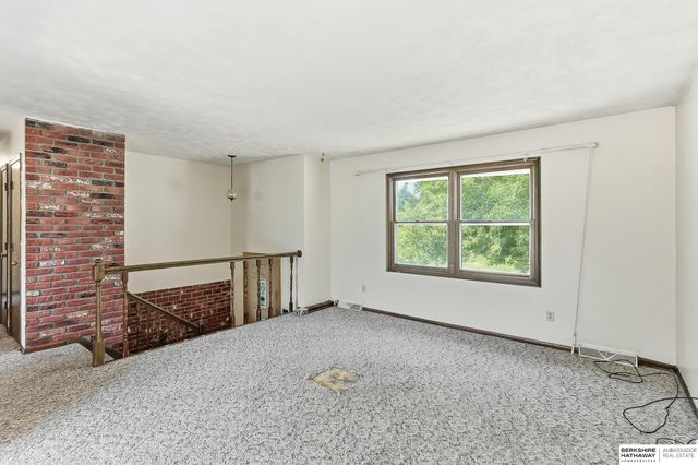 4905 Terrace Drive, Omaha, NE 68134