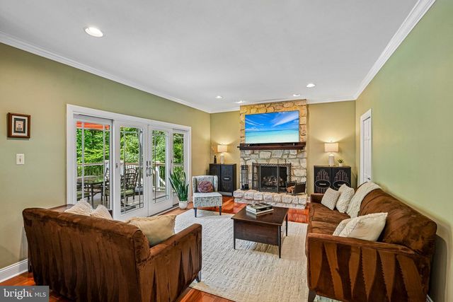 129 SUNRISE DR, North Wales, PA 19454