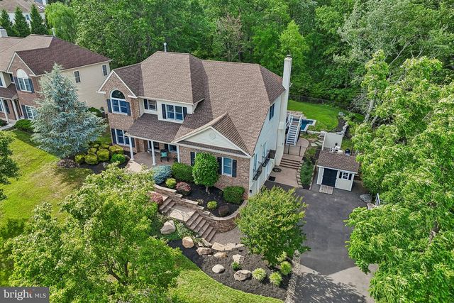 129 SUNRISE DR, North Wales, PA 19454