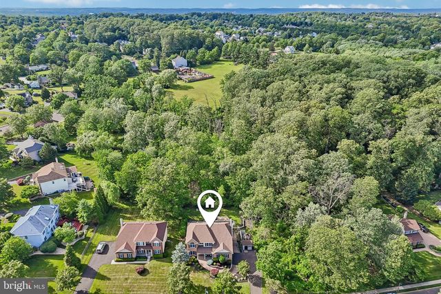 129 SUNRISE DR, North Wales, PA 19454