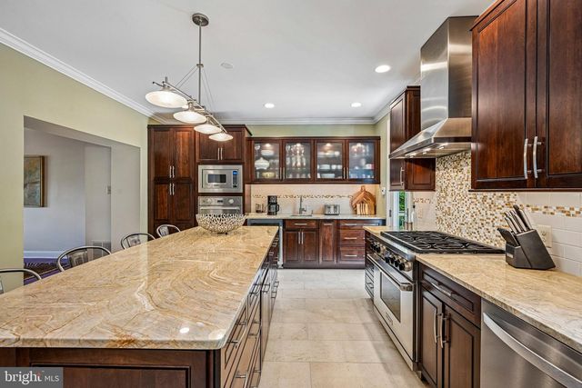 129 SUNRISE DR, North Wales, PA 19454