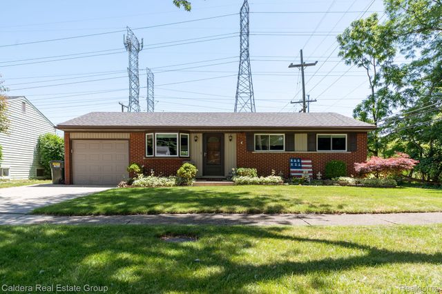 41024 Paign Drive Drive, Sterling Heights, MI 48313