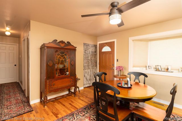 41024 Paign Drive Drive, Sterling Heights, MI 48313