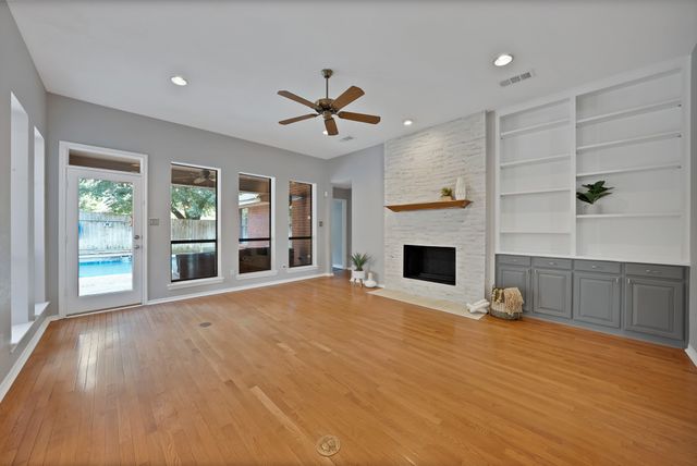 2004 Royal Club Court, Arlington, TX 76017