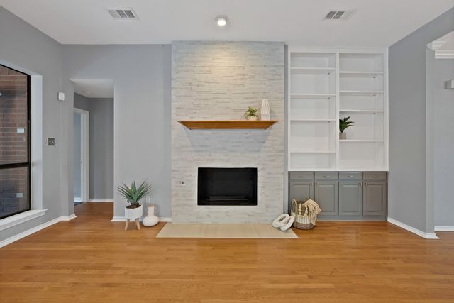 2004 Royal Club Court, Arlington, TX 76017