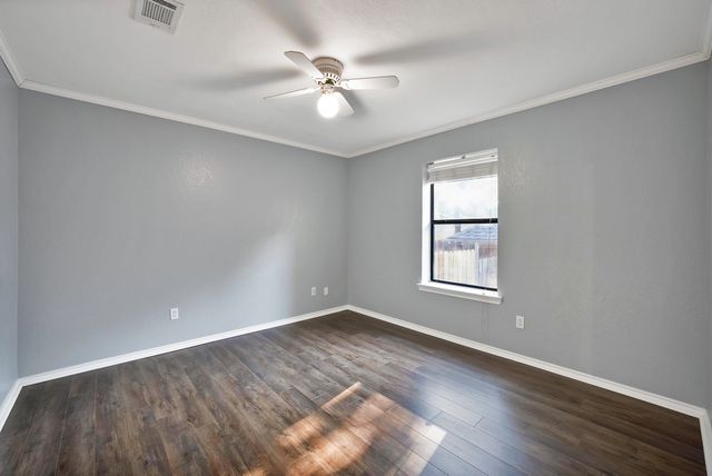 2004 Royal Club Court, Arlington, TX 76017