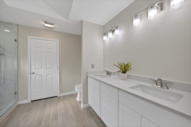 2004 Royal Club Court, Arlington, TX 76017