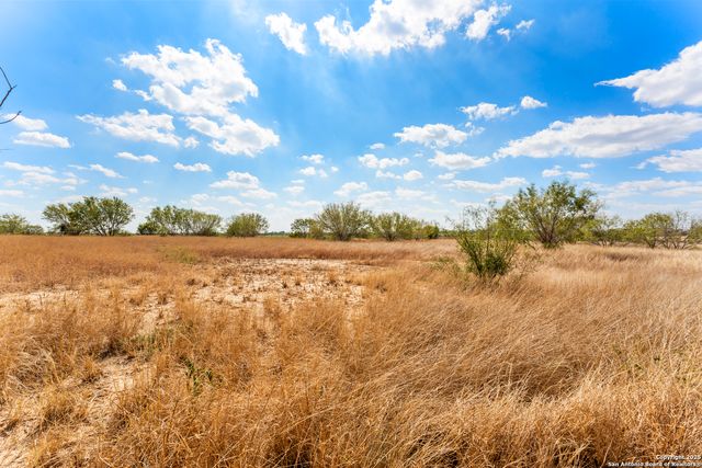 3041 FM 1333, Poteet, TX 78065