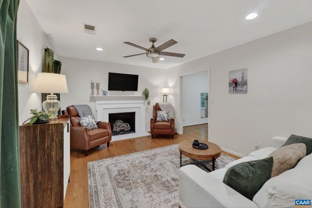1815 STEEPLECHASE RUN, Charlottesville, VA 22911