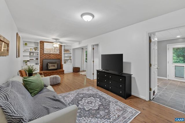 1815 STEEPLECHASE RUN, Charlottesville, VA 22911