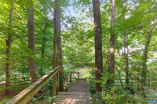1815 STEEPLECHASE RUN, Charlottesville, VA 22911