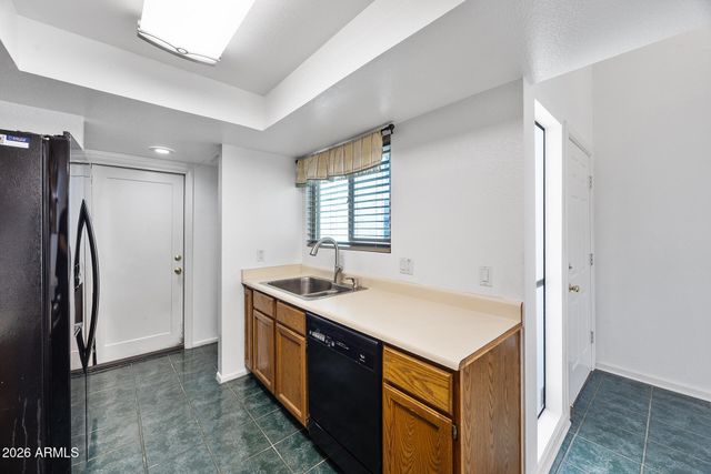 614 S RIO Drive, Chandler, AZ 85225