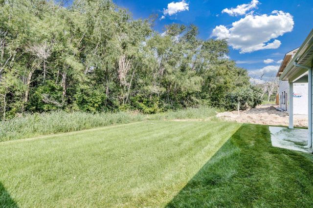 5603 Wandering Way, Maize, KS 67101