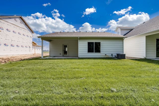 5603 Wandering Way, Maize, KS 67101