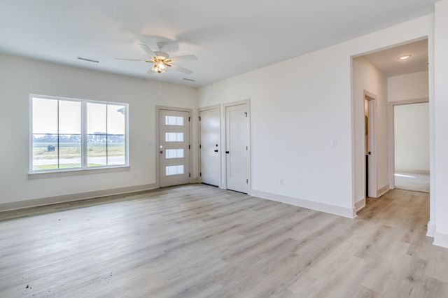 5603 Wandering Way, Maize, KS 67101