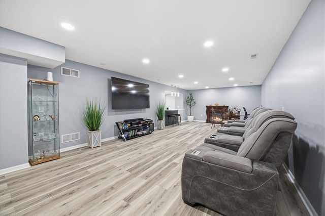 130 E Gailen Lane, Milton, WI 53563